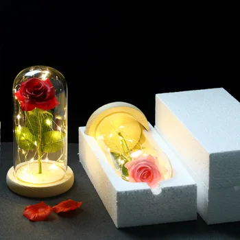Подарък за Свети Валентин 2022 година LED Enchanted Galaxy Роза Вечно Цвете от Златно Фолио 24 До с Магически Гирлянди В Купола за плевене