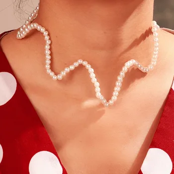 2020 Модни бижута Проста Гореща Мода Волнистое перлена огърлица Бяла Естествена перла в бароков стил Колие Колие за жени Вечерни Сватбени